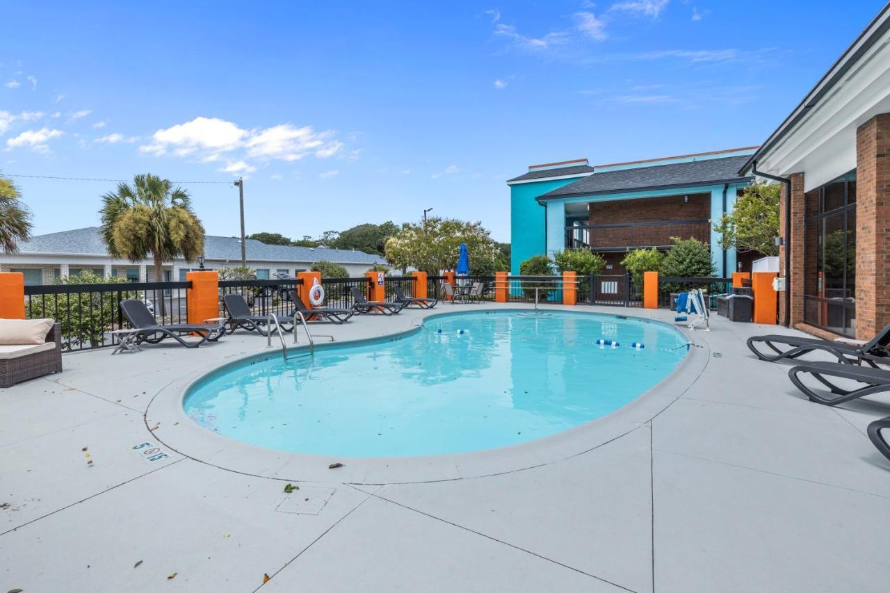 Garnet Inn & Suites, Morehead City Near Atlantic Beach Exterior foto